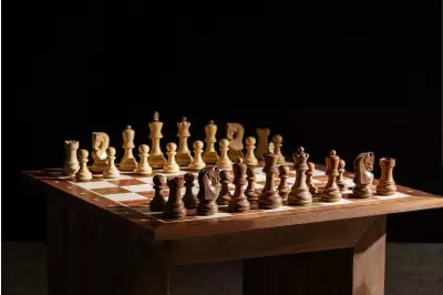 Figury szachowe Zagreb Akacja indyjska/Bukszpan 3,75 cala Rzeźbione Drewniane